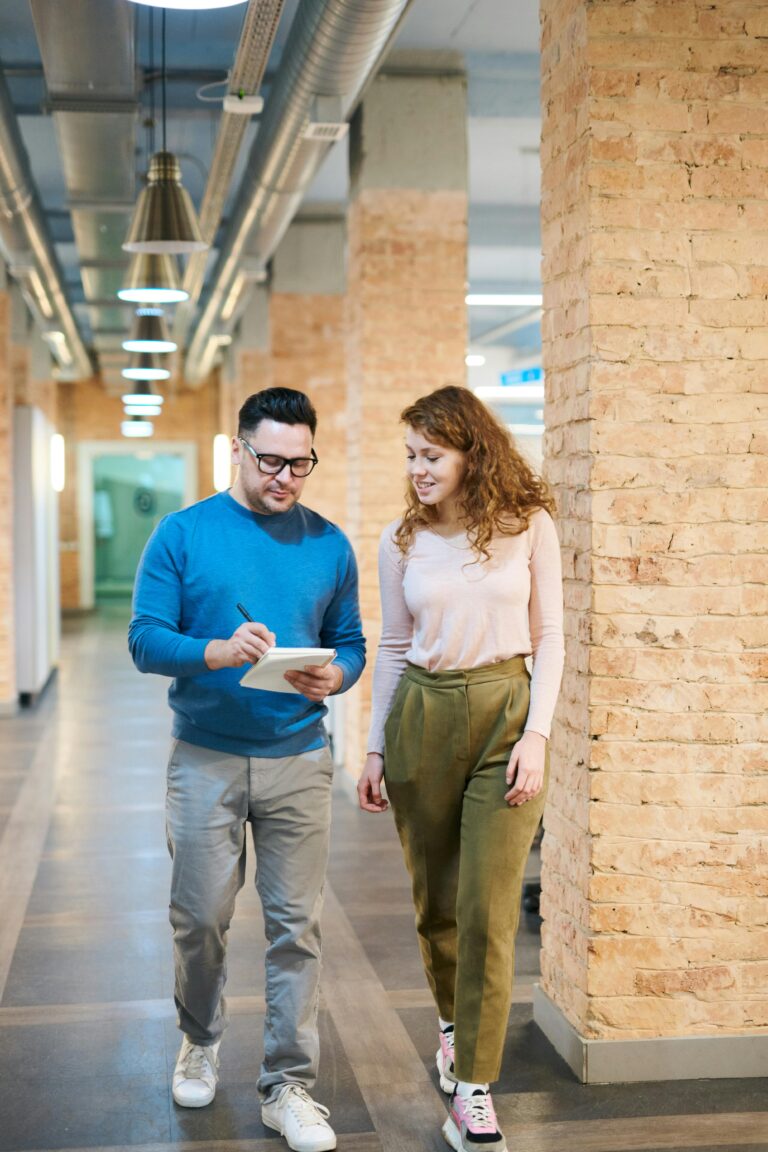 two students are discussing